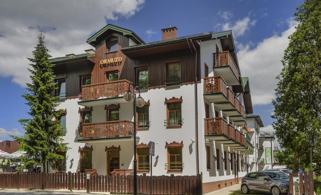 Готель Sanatorium Zbyszko Бусько-Здруй Екстер'єр фото